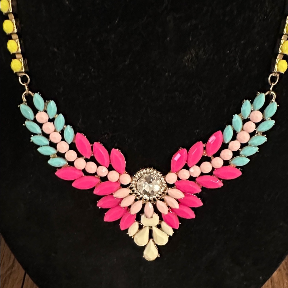 Colorful Statement Necklace - Picture 2 of 3